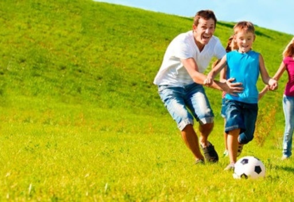 s importante evaluar nuestro desenvolvimiento como progenitores. Quizá en nuestros hijos hay enormes vacíos que ellos quieren llenar, llamando nuestra atención. el amor, la comprensión, la tolerancia y los principios sólidos, son una valiosa ayuda.