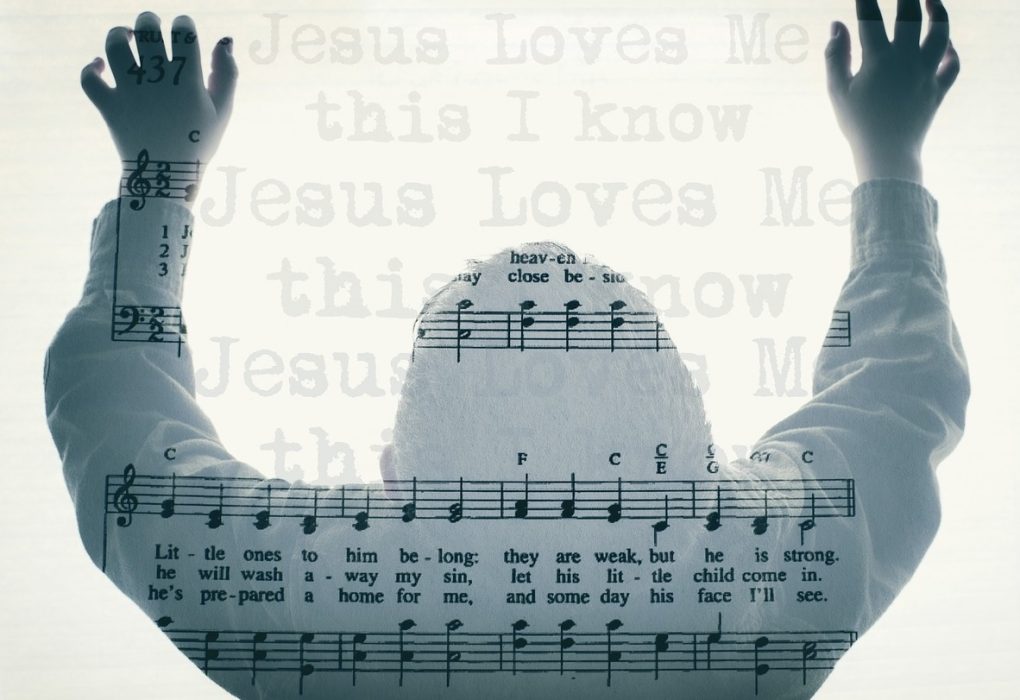 Estamos llamados a alabar a Dios en medio de la adversidad.