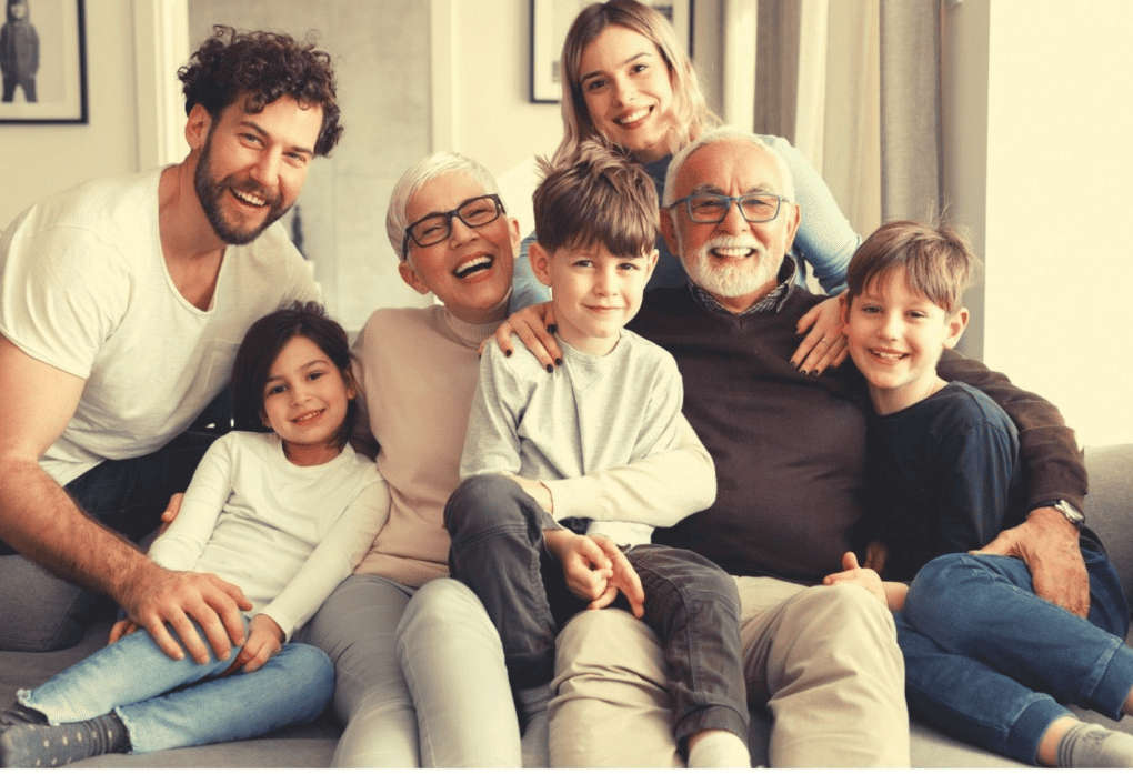 Dios guarda y protege a nuestra familia